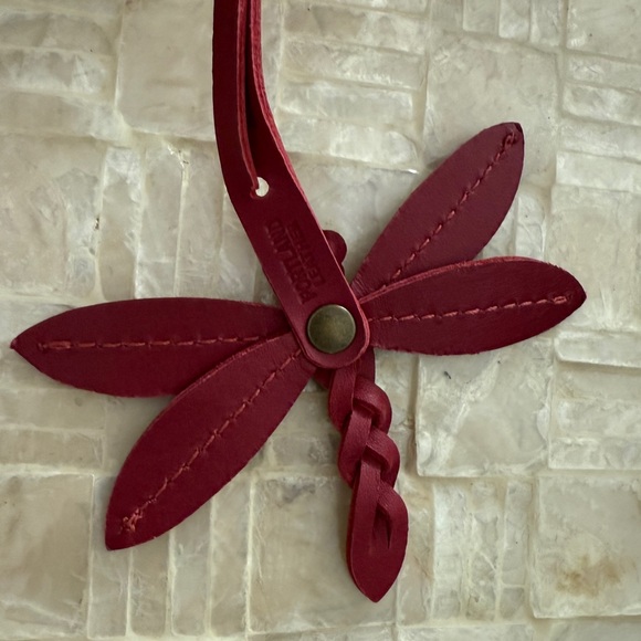🍓Portland Leather Goods - Dragonfly Tassel - Berry Good - Picture 2 of 2
